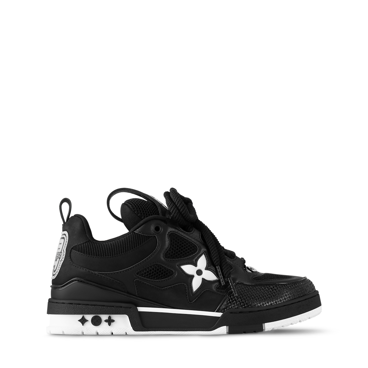 Skate Black and White