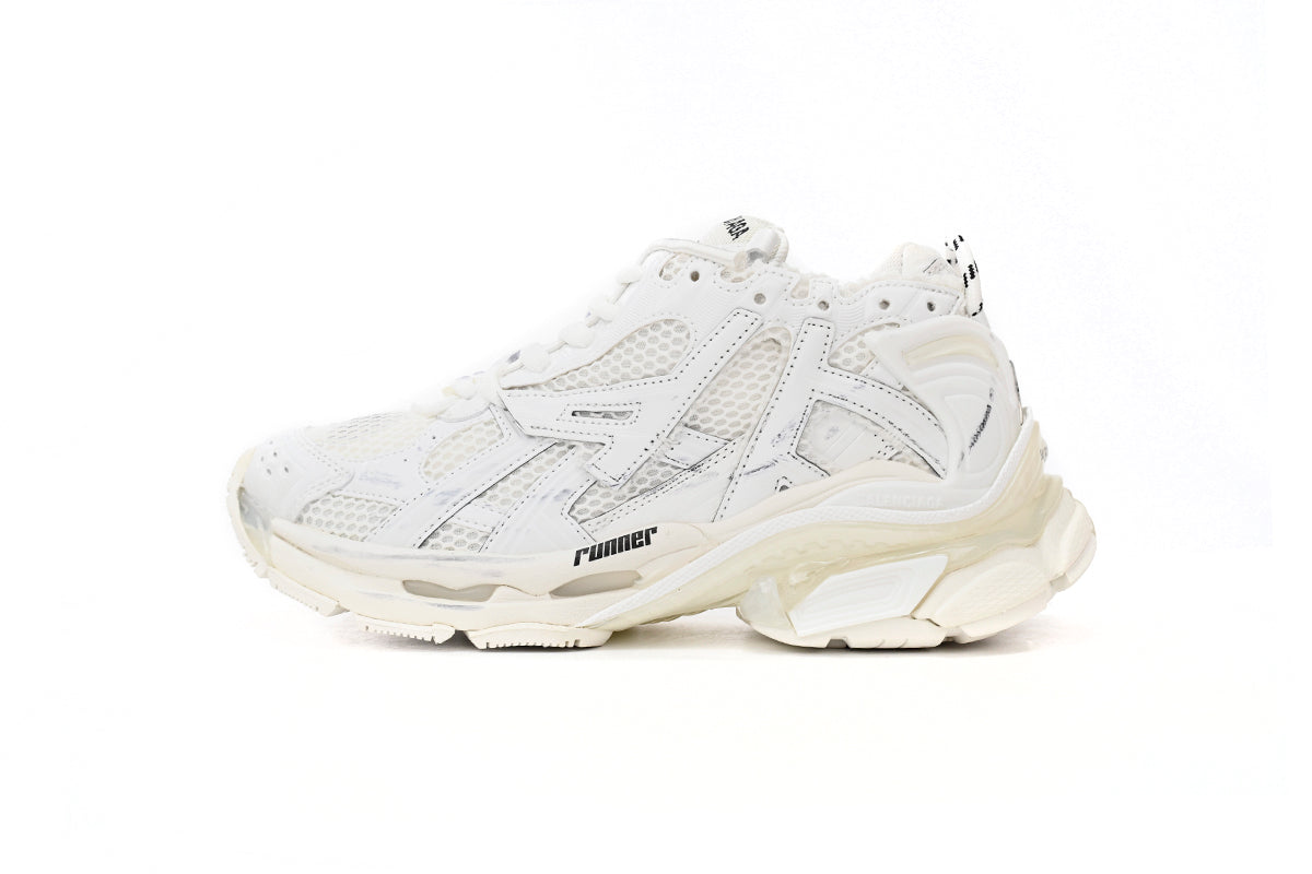 BLNG Runner White
