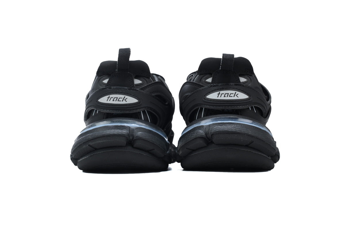 BLNG Track Black