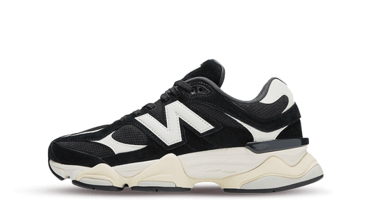 9060 Black White