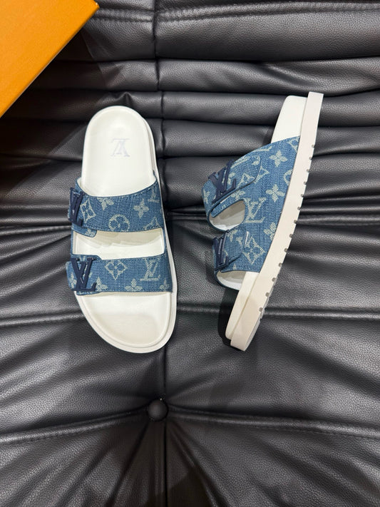 Sandali Blue and White