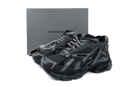 BLNG Runner Grey and Black