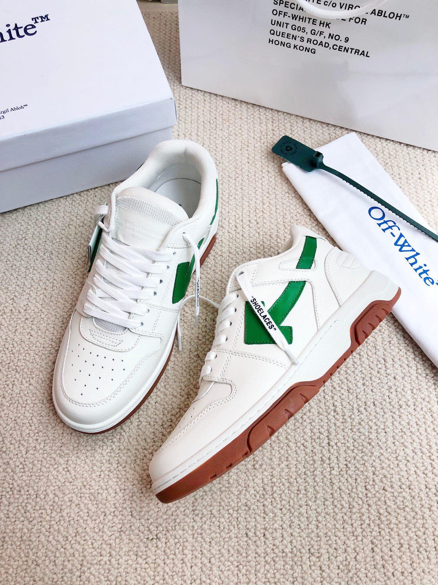 Scarpe Off Bianche e Verdi